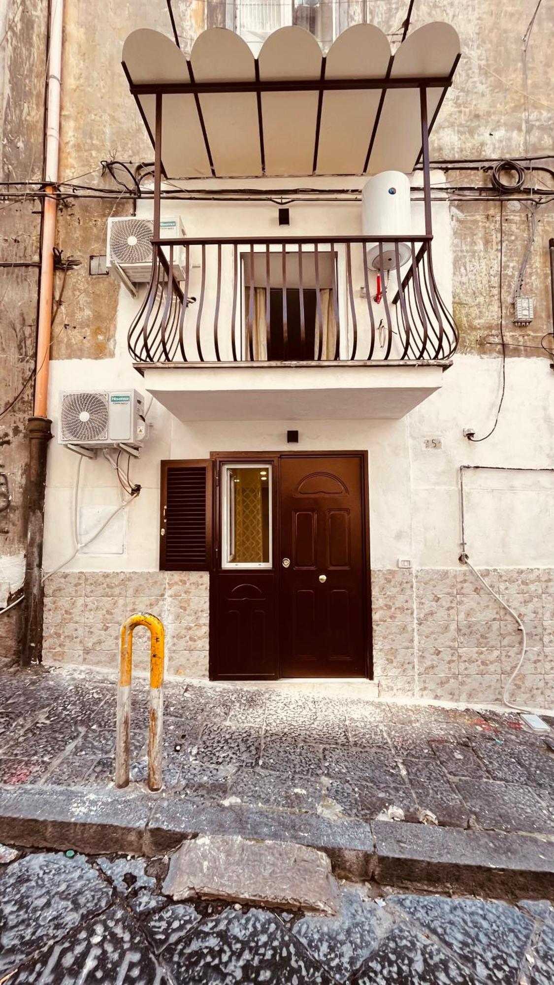 Pizzaiola'S Home ナポリ エクステリア 写真